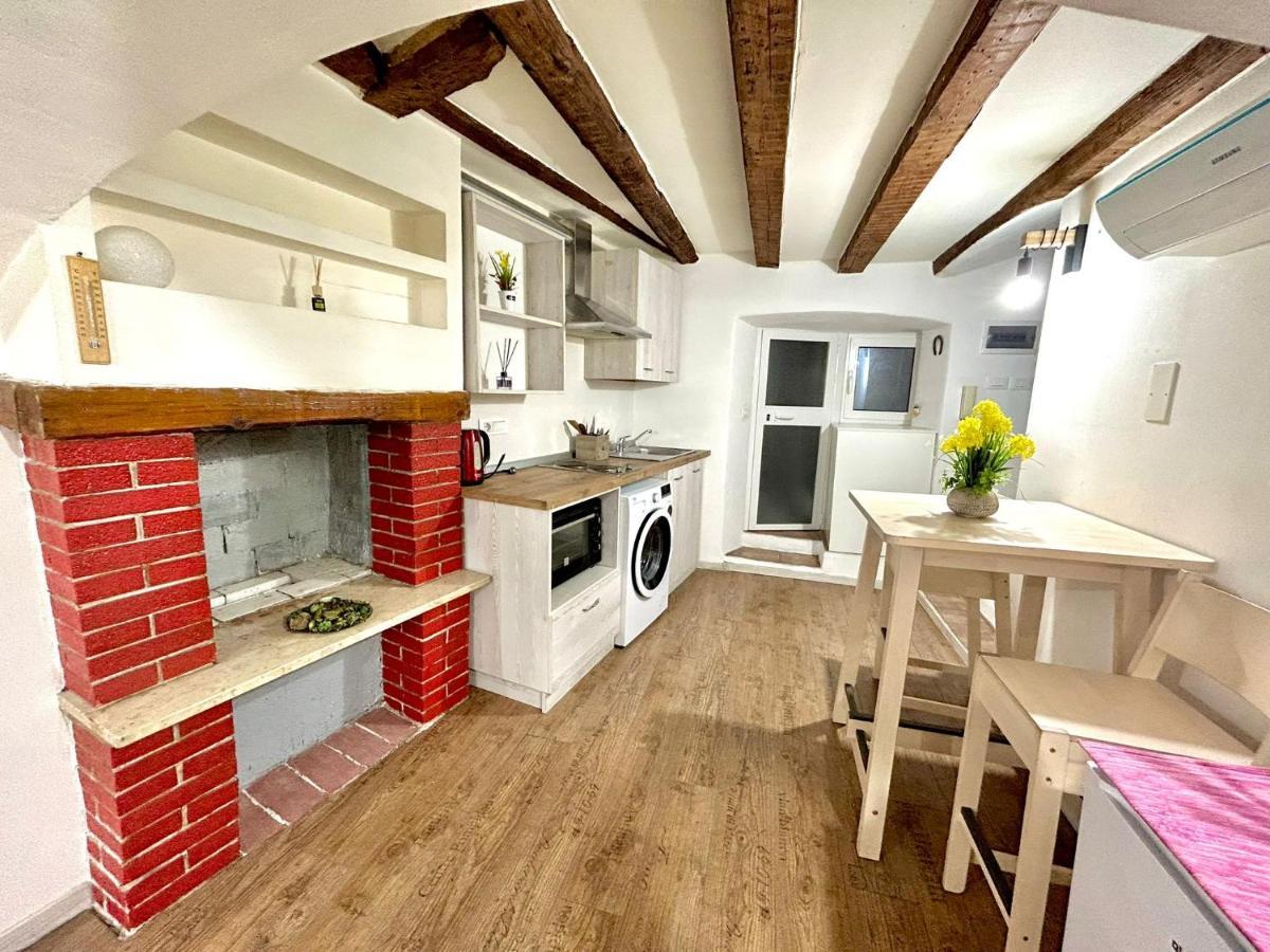 Residence Zar - 2 Τεργέστη Εξωτερικό φωτογραφία